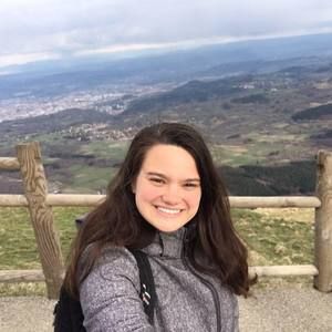 Meet your Posher, Jillian